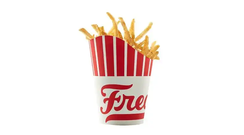Freddy's-shoestring-fries