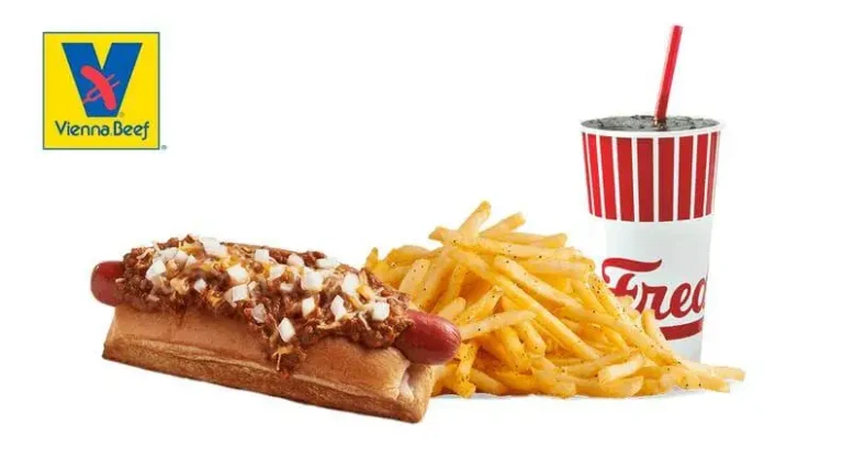 chilli-cheese-hot-dog-combo-freddy's